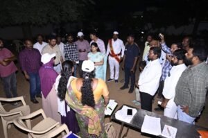 Mahabubabad : ఇందిరమ్మ ఇండ్లు రెండు పడకల గదుల నిర్మాణం పురోగతి ఎంజిఎన్అర్జీఎస్ 90 రోజుల పనులు పై సమీక్షా సమావేశం నిర్వహించిన జిల్లా కలెక్టర్ స్నేహ శబరిష్