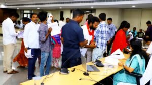 Mahabubabad : వి ఎస్ లక్ష్మీపురం గ్రామంలో ప్రభుత్వ పశువుల ఆసుపత్రిలో డాక్టర్ నియమించాలి సిపిఐ మండల కార్యదర్శి తండా సందీప్ డిమాండ్ జిల్లా కలెక్టర్ కు వినతి