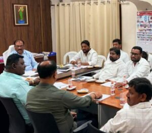 ఓటర్ల వివరాల కంప్యూటరీకరణ వేగవంతం చేయాలి: సహాయ ఓటర్ల నమోదు అధికారి, తహశీల్దార్ బొమ్మ రాములు పిలుపు
