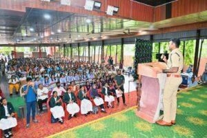Mahabubabad : ఉచిత పోలీస్ కానిస్టేబుల్ ఎస్‌ఐ కోచింగ్ ప్రవేశ పరీక్షకు హాజరుకావాలని అభ్యర్థులకు జిల్లా పోలీసుల విజ్ఞప్తి