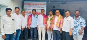 JogulambaGadwal: ఏకగ్రీవంగా ఎన్నికైన చేనేత సంఘం అధ్యక్షుడు, డైరెక్టర్లకు తెలంగాణ చేనేత ఐక్యవేదిక అభినందనలు