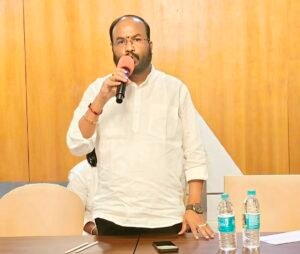 ఫీజు రీయింబర్స్‌మెంట్ పోర్టల్ సమస్యలను వెంటనే పరిష్కరించి రూ.8 వేల కోట్ల బకాయిలను విడుదల చేయాలి: గుజ్జ సత్యం