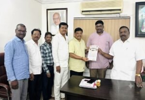 Rangareddy: నూతన కార్యదర్శి ముక్కా పృథ్వీ కుమార్ కు శుభాకాంక్షలు: ఆర్యవైశ్య సంఘ ప్రతినిధులు