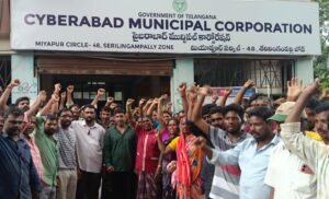 Rangareddy : చెత్త సేకరణ కార్మికులు ఎదుర్కొంటున్న సమస్యలపై ఆందోళన వ్యక్తంచేసిన యూనియన్ నాయకులు