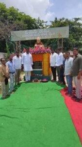 శంషాబాద్ మాజీ సర్పంచ్ పి.ఎన్. సత్యనారాయణ యాదవ్ 16వ వర్ధంతి సందర్భంగా ఘన నివాళులు