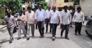 Rangareddy: శాతవాహన నగర్ కాలనీలో పాదయాత్ర చేపట్టిన నార్నె శ్రీనివాసరావు.