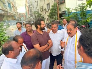 Rangareddy: ఇందిరమ్మ ఇళ్ల భూమి పూజ కార్యక్రమ ఏర్పాట్లను పరిశీలించిన టీజీవైకేసీఎస్సీ చైర్మన్ రఘునాథ్ యాదవ్