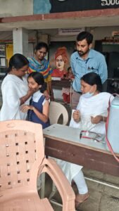 రాజేంద్రనగర్‌లో 300 మంది విద్యార్థులకు టీడీ టీకాలు