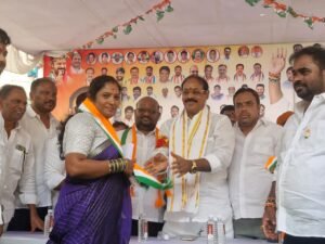 Medchal-Malkajgiri: బండి రమేష్ సమక్షంలో కాంగ్రెస్ పార్టీలోకి భారీ చేరికలు