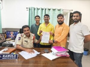 గణేష్ ఉత్సవాల నిర్వహణపై పోలీసులతో పద్మశాలి యువజన సంఘం సమావేశం