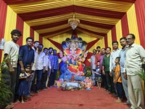 శ్రీరామ కాలనీలో ఘనంగా అన్న ప్రసాద వితరణ శ్రీ సాయి వినాయక యూత్ అసోసియేషన్ ఆధ్వర్యంలో భక్తిశ్రద్ధలతో కార్యక్రమం