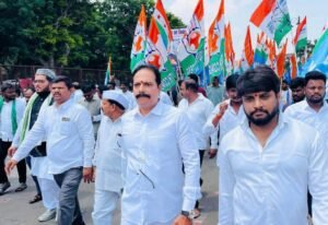 Rangareddy: కేంద్ర ఎన్నికల కమిషనర్ ఏకపక్ష ధోరణికి భారీ నిరసనలో పాల్గొన్న  కాంగ్రెస్ నాయకులు