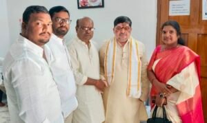 Hyderabad: చేనేత సమస్యల పరిష్కారానికి మంత్రి పొన్నం ప్రభాకర్‌కు వినతి