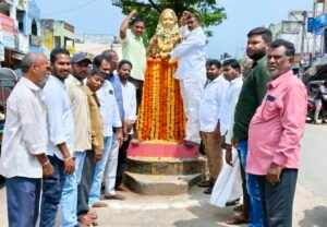 Narsampet: దోపిడీ–అణచివేతపై తిరుగుబాటు జెండా ఐలమ్మ!