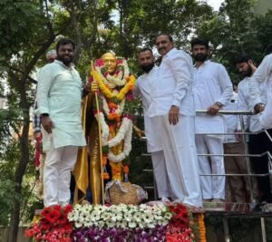Rangareddy: గాంధీ జయంతి సందర్భంగా ఘన నివాళులర్పించిన మిరియాల ప్రీతమ్