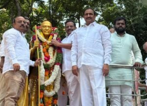 Rangareddy: గాంధీ జయంతి సందర్భంగా ఘన నివాళులర్పించిన మిరియాల రాఘవ రావు
