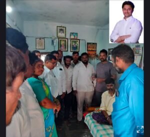 Nangunoor: మానవత్వం చాటుకున్న వంగ రాజేశ్వర్ రెడ్డి: అనారోగ్యంతో ఉన్న వార్డు సభ్యుడికి రూ.10,000 ఆర్థిక సాయం