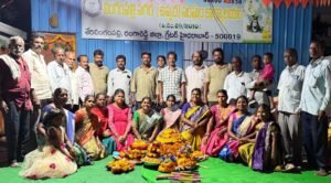 Rangareddy: లింగంపల్లి సగర(ఉప్పర) సంఘం ఆధ్వర్యంలో ఘనంగా బతుకమ్మ వేడుకలు