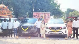 Rangareddy: రేణుక ఎల్లమ్మ తల్లి ఆలయ ప్రాంగణంలో వాహనాలకు ఆయుధ పూజలుచేసిన రాగం అనిరుధ్ యాదవ్